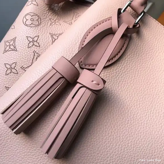 Fake Louis Bags Vuitton Bag Haumea Louis 0604